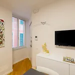Casa Margot Ad Un Passo Dall'ariston Apartamento