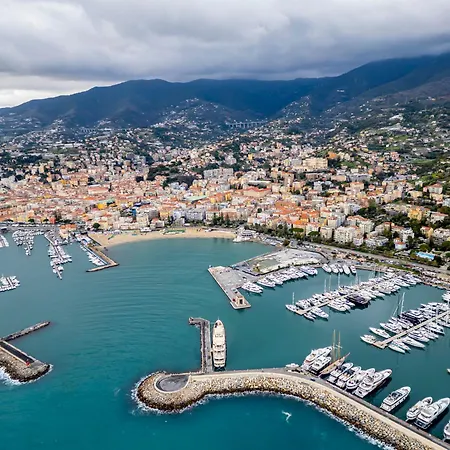 Διαμέρισμα Casa Margot Ad Un Passo Dall'Ariston