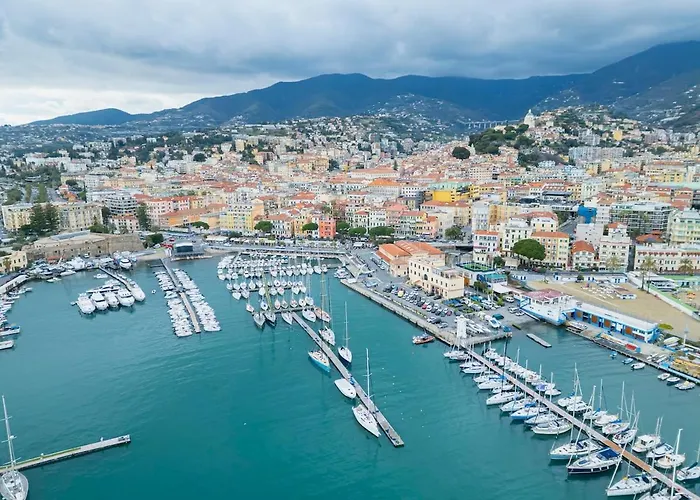 Διαμέρισμα Casa Margot Ad Un Passo Dall'Ariston Σαν Ρέμο